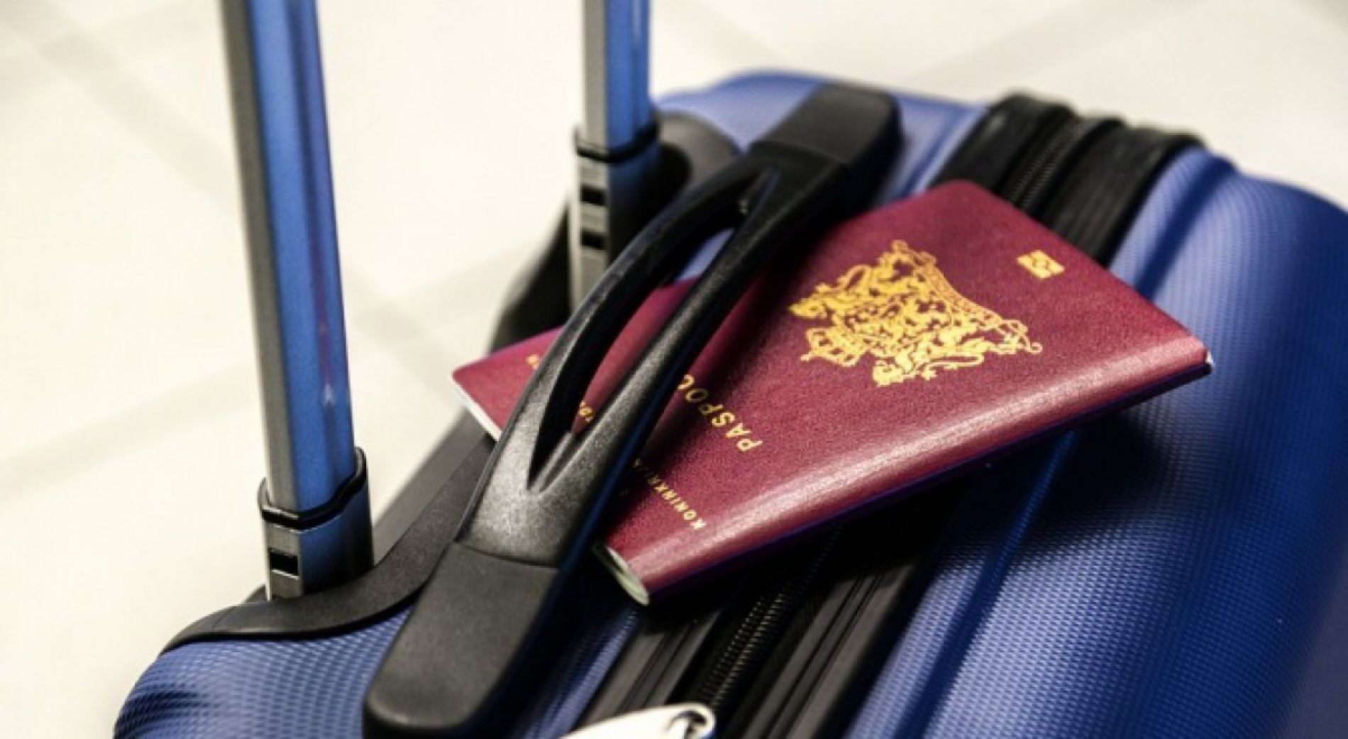 Българи с дипломатически и служебни паспорти ще пътуват без виза до Йордания