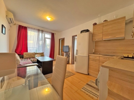 Съни Дей 6, тристаен апартамент, партер