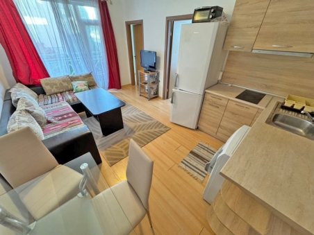 Съни Дей 6, тристаен апартамент, партер