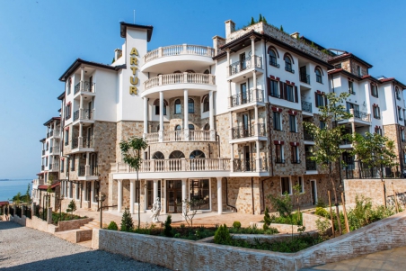 4-стаен - Артур - В51М